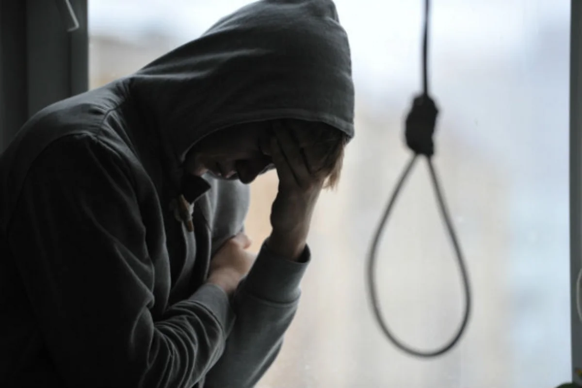 В Хачмазе повесился 20-летний парень