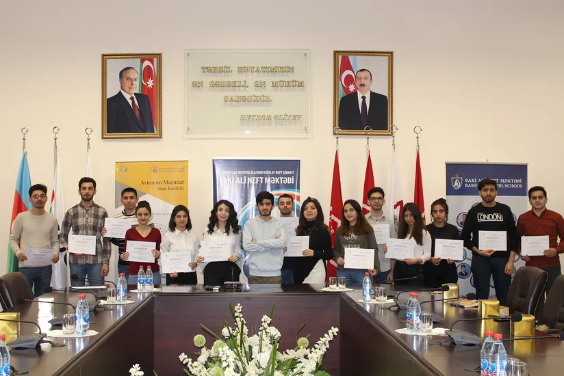BANM-in tələbəsi “Avtonom maşınlar  süni intellekt” adlı layihəsini təqdim edib
