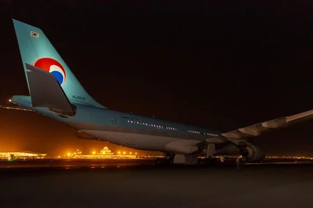 Bakı aeroportunda “Korean Air” aviaşirkətinə məxsus təyyarə məcburi eniş edib