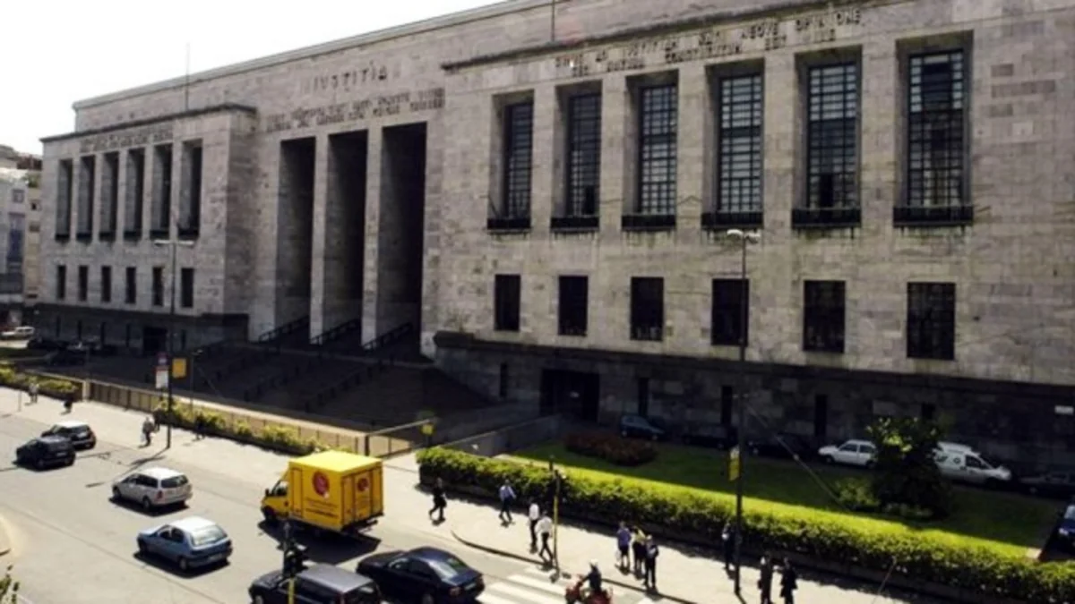Milan məhkəməsində baş verən atışma nəticəsində prokuror ölüb