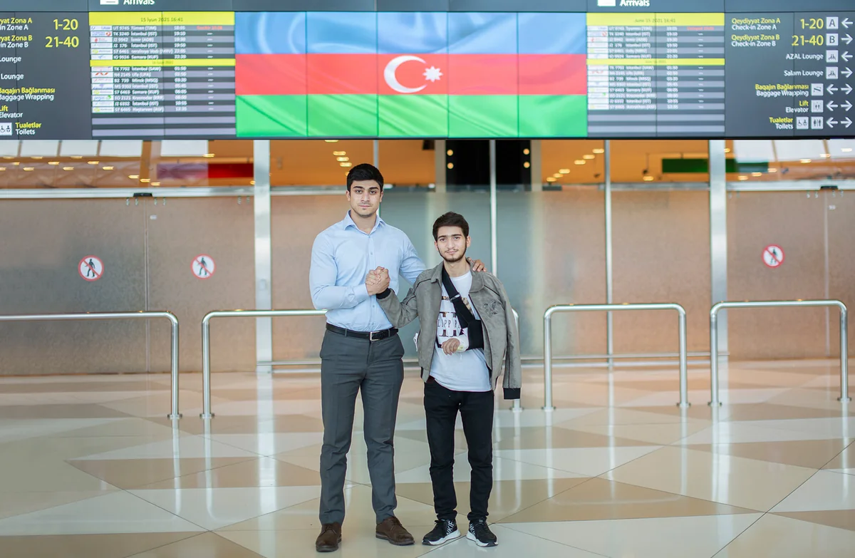Türkiyəyə göndərilən daha 4 qazimiz sağalaraq Vətənə geri dönüb