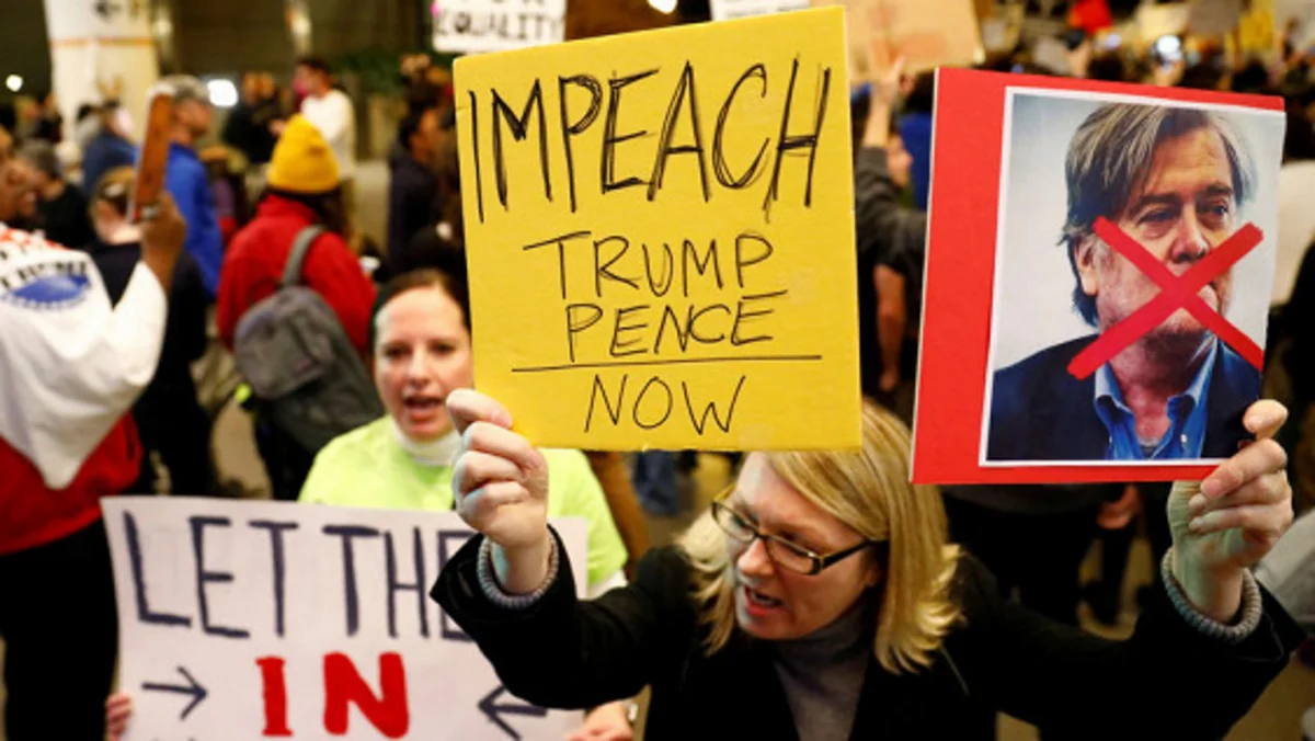 Мнения американцев по поводу импичмента Дональду Трампу разделились