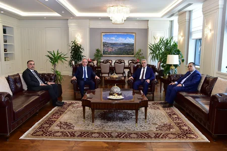Kamran Əliyev Türkiyədə bir sıra şəxslərlə görüşüb, əməkdaşlıq imkanları müzakirə olunub