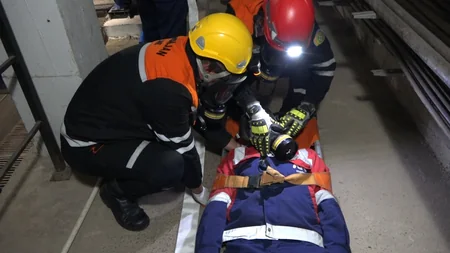 8 Noyabr metrostansiyasında şərti yanğın söndürülüb