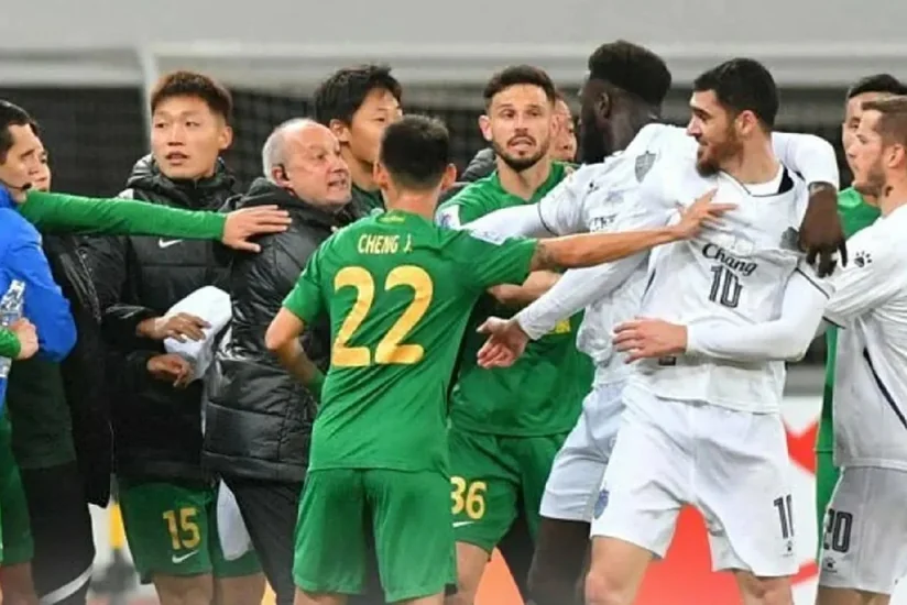 Azərbaycan millisinin futbolçusu 8 oyunluq cəzalandırılıb