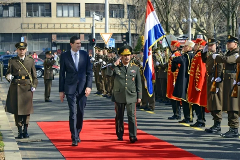 Azərbaycan və Xorvatiya arasında hərbi sahədə əməkdaşlıq müzakirə olunub