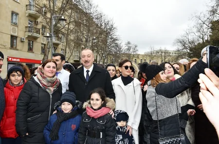 Prezident İlham Əliyev Novruz bayramı münasibətilə ümumxalq şənliyində iştirak edib - YENİLƏNİB-3