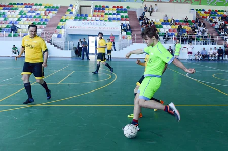 Maqnus Karlsen Şəmkirdə futbol turnirinin qalibi olub