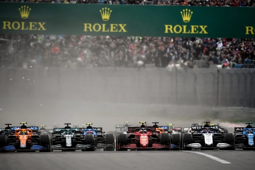 Формула-1 опубликовала время старта всех гонок сезона-2022