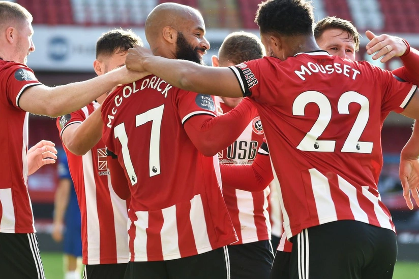 Şeffild Yunayted Çelsini darmadağın edib