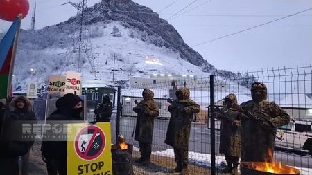 Qarın yağmasına baxmayaraq, Xankəndi-Laçın yolunda aksiya 31 gündür davam edir