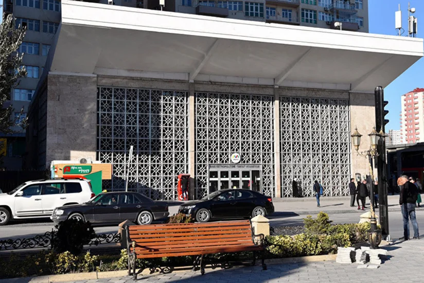 “Xətai” metrosunun təmirdə olan platforması istifadəyə verilib