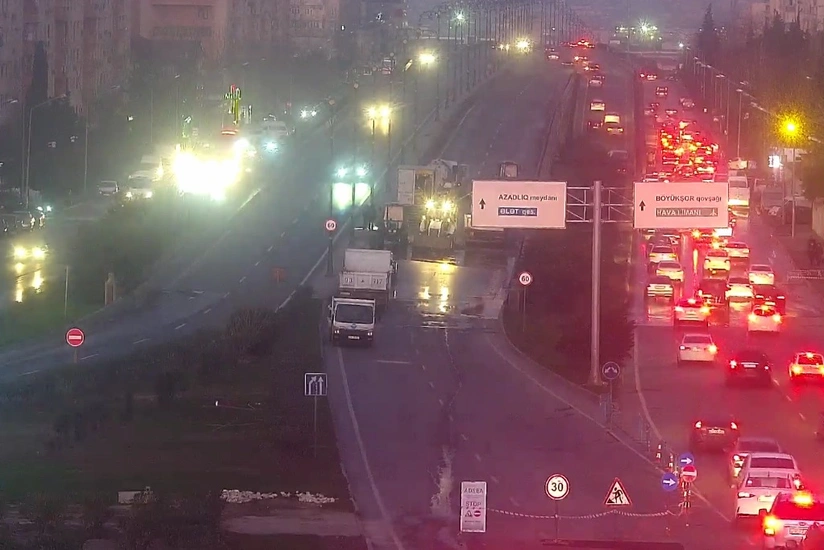 Babək prospektində təmir işləri aparılır, məhdudiyyət qoyulub