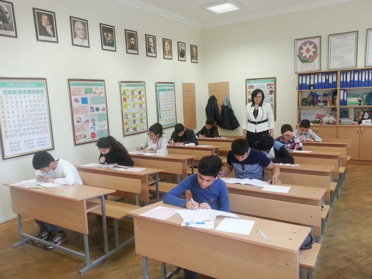 Lisey və gimnaziyalara mərkəzləşdirilmiş qaydada şagird qəbulu imtahanı keçirilib