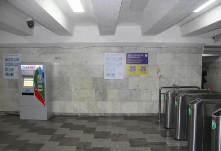 Bakı metrosunda əlavə yükləmə terminalları yerləşdirilib