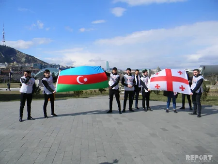 Tbilisidə Xocalı soyqırımı ilə bağlı məlumatlandırma aksiyası keçirilib - FOTO - VİDEO - YENİLƏNİB