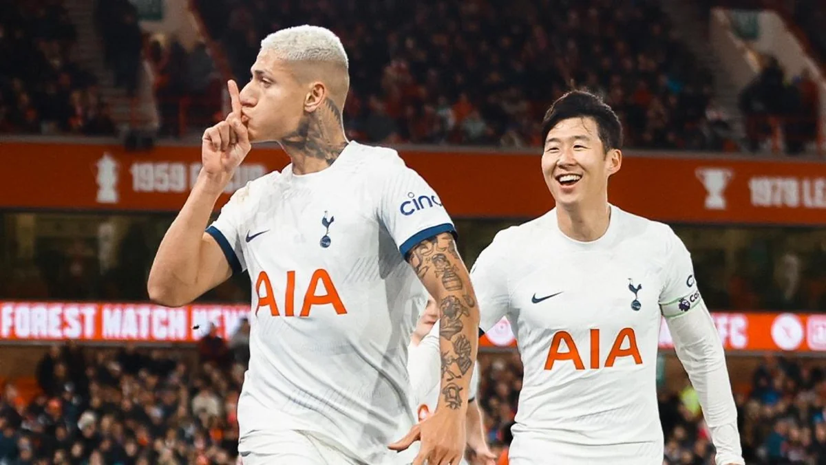 Ришарлисон помог Тоттенхэму обыграть Ноттингем Форест