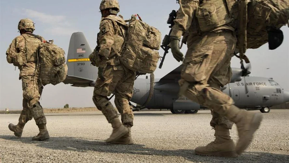 Tramp Suriyadan qoşunların çıxarılması ilə bağlı qərarını açıqlayıb