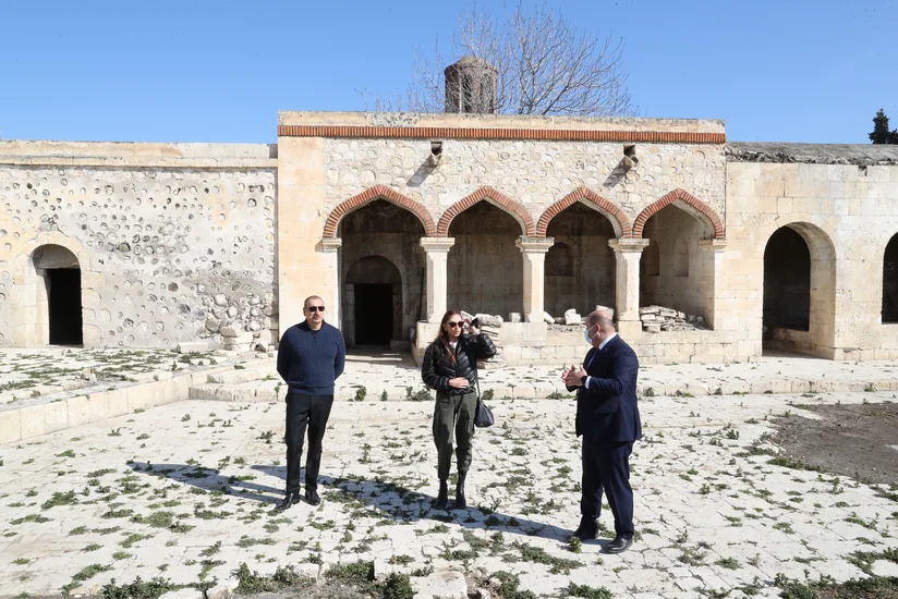 Azerbaijani president, first lady visit tombs and house of Karabakh khans