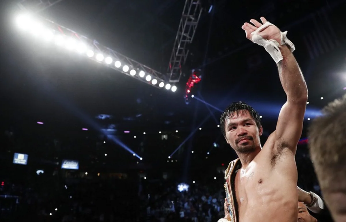 Пакьяо нокаутировал Матиссе и завоевал титул чемпиона мира WBA