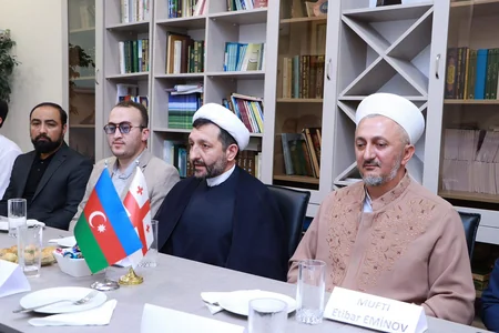 Komitə sədri Gürcüstan Katalikosu ilə din sahəsində əlaqələrin genişləndirilməsini müzakirə edib