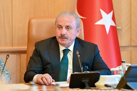 Mustafa Şentop: Ermənistanın Laçın yolu ilə mina və hərbi texnika daşınması qətiyyən yolverilməzdir