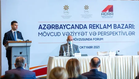Azərbaycanda reklam bazarının vəziyyəti müzakirə edilib