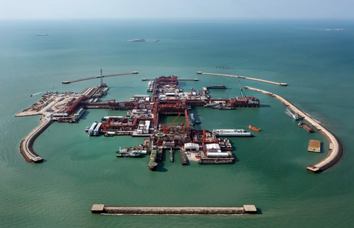 Казахстан планирует начать добычу на месторождении Кашаган в октябре