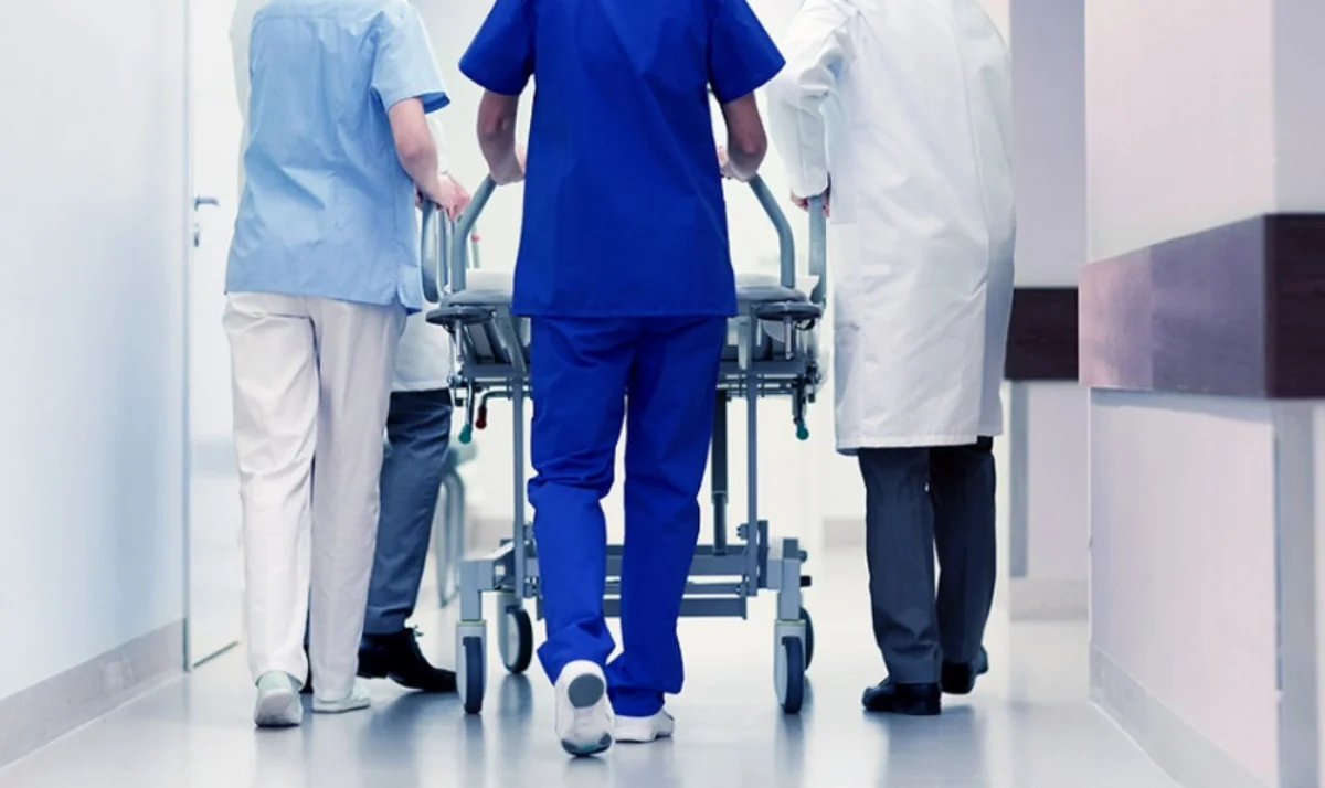 Abşeronda 44 yaşlı qadın yol qəzasında xəsarət aldı