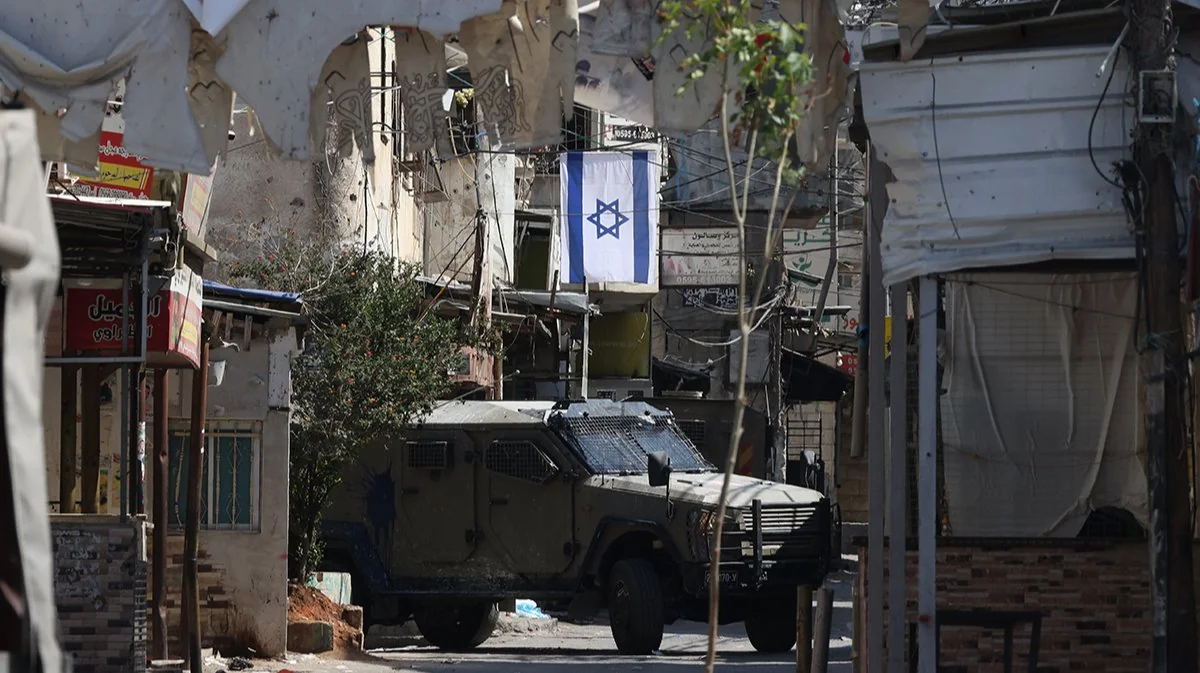 İsrail hərbçiləri Qəzzada mövqelərini möhkəmləndirir