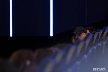 Türkiyənin tanınmış müğənnisi Bakıda filmə çəkilib