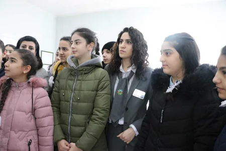 Məktəblilərə Abşeron Milli Parkında açıq dərs keçirilib