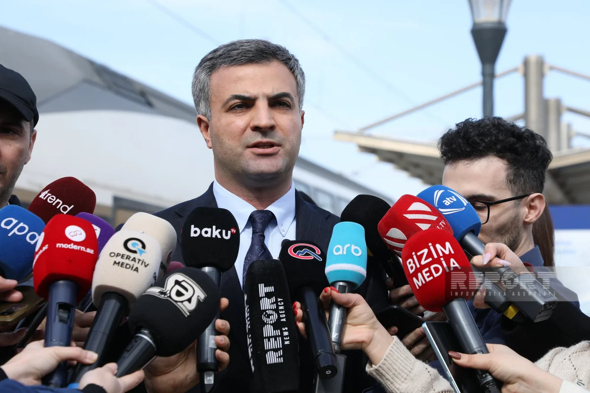Bakıdan Sumqayıta ilk dəfə birmərtəbəli FLIRT qatarı istifadəyə veriləcək