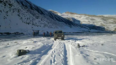 Qudyalçay çayı donub - FOTOREPORTAJ