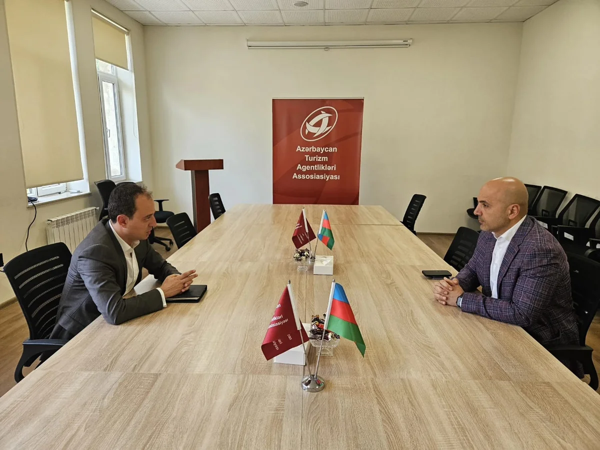 Qubanın Qırmızı Qəsəbəsinin turizm marşrutu kimi təbliği müzakirə edilib