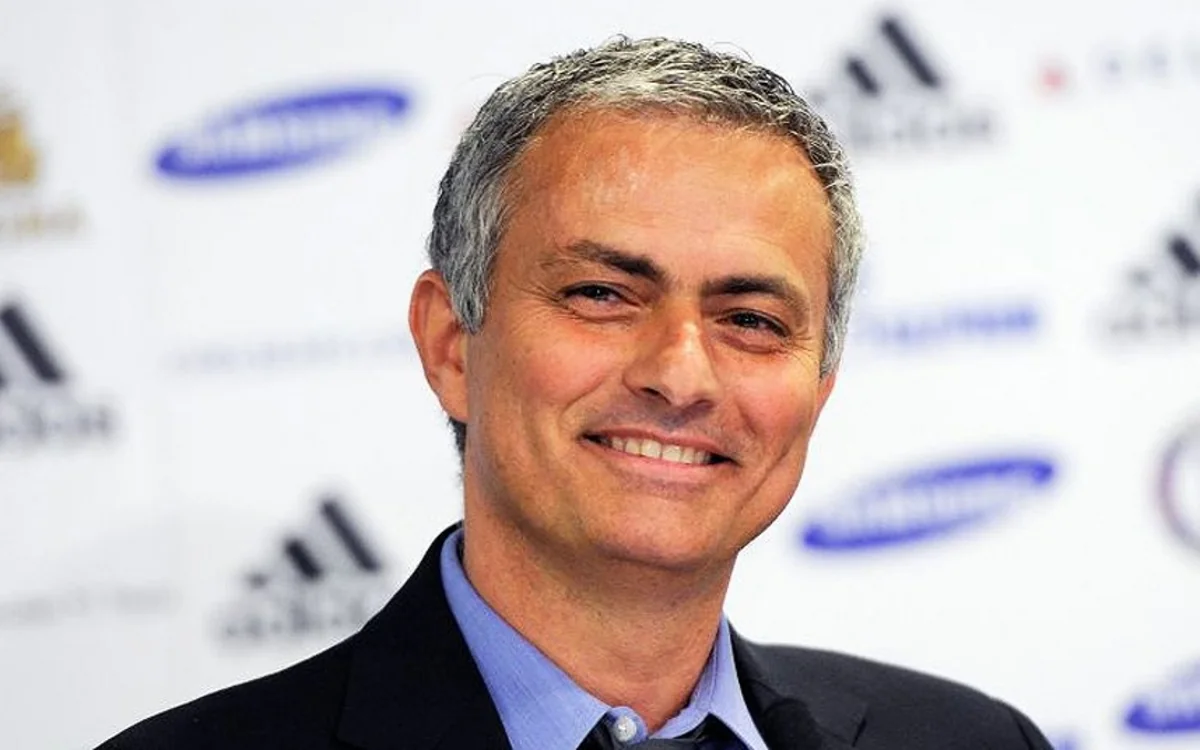 Mourinyo Mançester Yunaytedlə müqaviləsini 2020-ci ilədək uzadıb