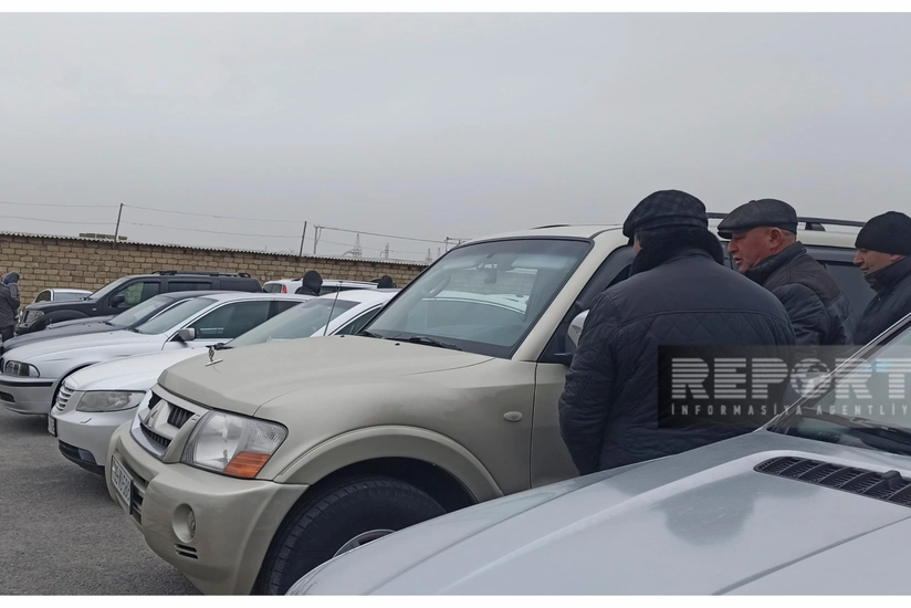 Sumqayıtın avtomobil bazarında bahalaşma - satan da, alan da narazıdır