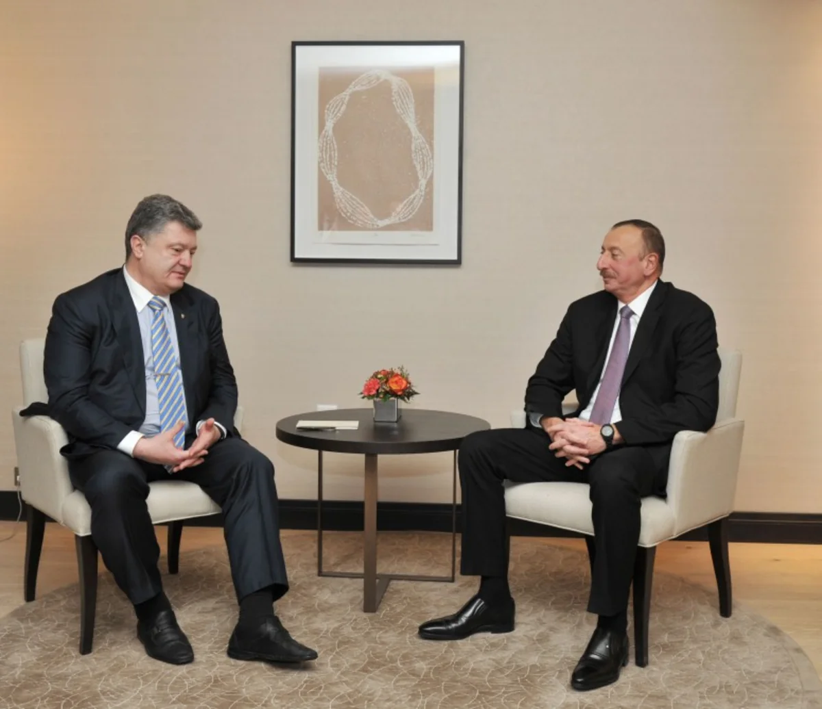 ​Prezident İlham Əliyev ukraynalı həmkarı Pyotr Poroşenko ilə görüşüb