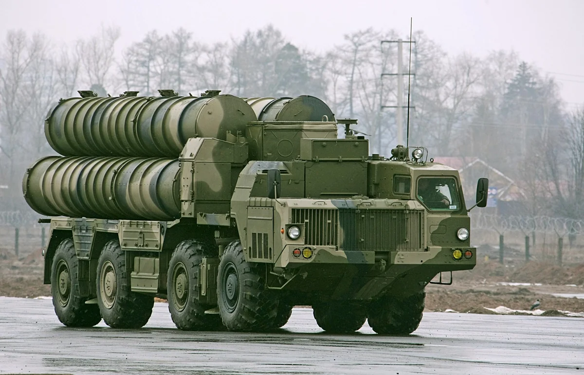 Генштаб ВСУ: ВС России усилили авиаудары и развернули возле границы ЗРК C-300
