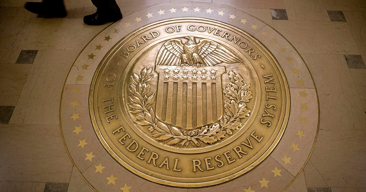 Report: Expected rise of Fed interest rate will have minimum effect on Azerbaijani manat