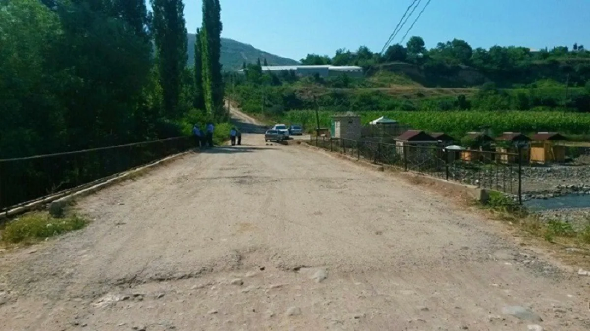 Tovuzda leysan yağışlarında qəzalı vəziyyətə düşən körpü bərpa edilib