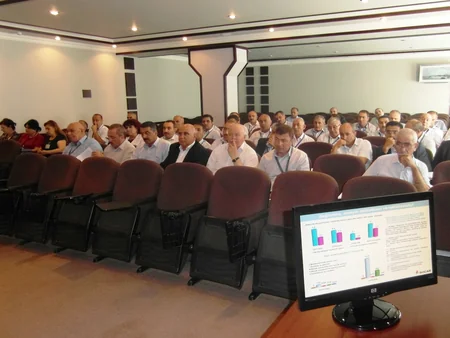 ​Azneft”də əməyin mühafizəsi üzrə hesabat müşavirəsi keçirilib