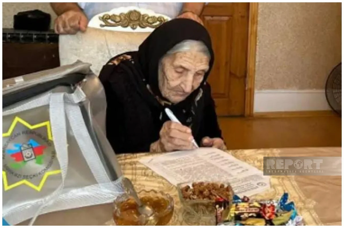 Sumqayıtda 101 yaşlı seçici səs verib