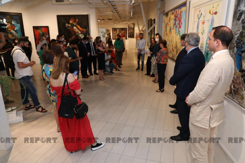 Baku Museum of Modern Art hosts exhibition on oil workers' life