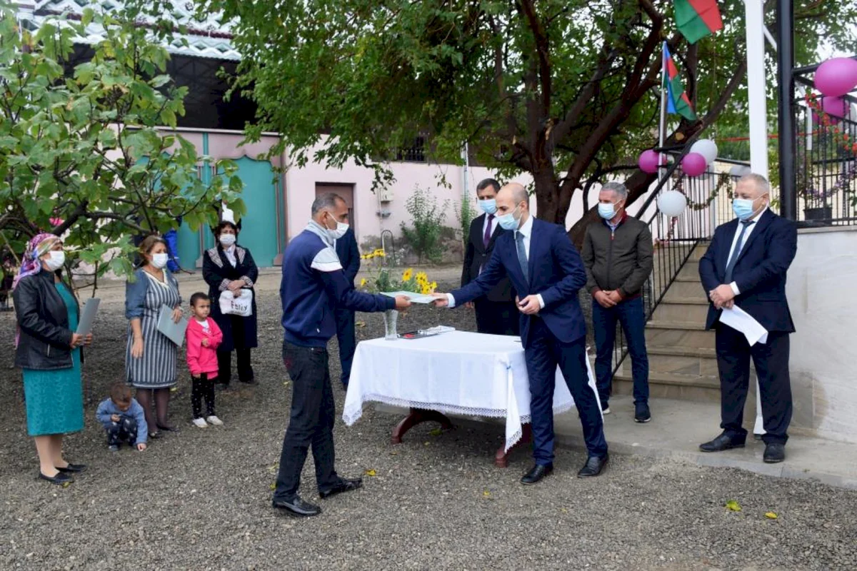 14 şəhid ailəsi və Qarabağ müharibəsi əlili evlə təmin olundu
