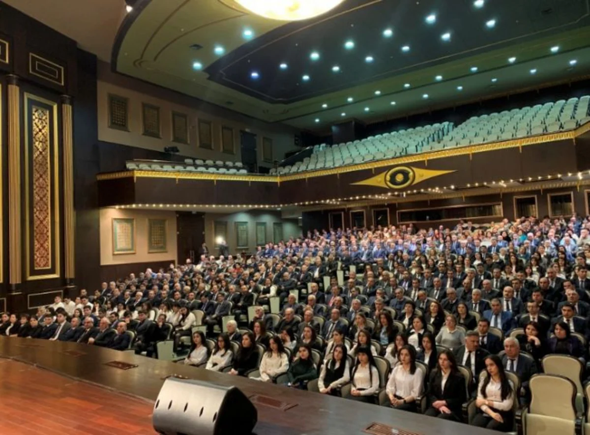 Naxçıvanda “Heydər Əliyev və vətəndaş cəmiyyəti quruculuğu” mövzusunda konfrans keçirilib - YENİLƏNİB