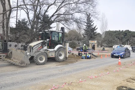 Nərimanovda bəzi küçələrdə su xətlərinin yeri dəyişdirilir