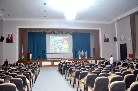 Ali Hərbi Məktəbdə şəhidlərin anım mərasimi keçirilib