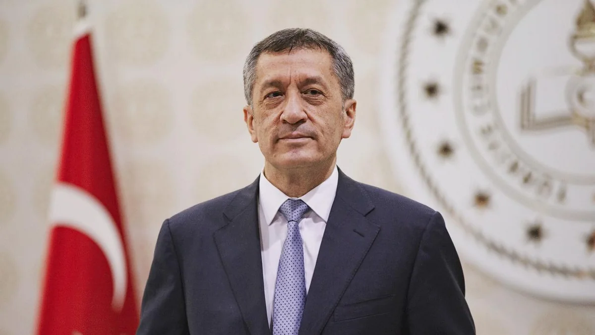 Türkiyəli nazir İlham Əliyevə: Min ildən sonra da Sizin adınız tarixdə uşaqlar tərəfindən tərənnüm ediləcək