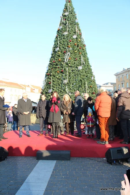 Azərbaycanın Litvadakı  səfirliyi 12-ci Beynəlxalq milad xeyriyyə yarmarkasında iştirak edib